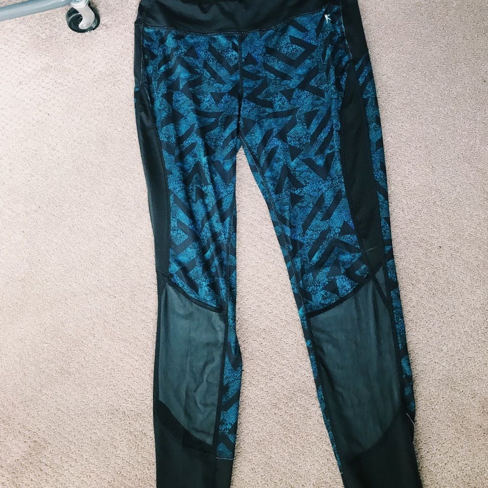 Athletic Workout Leggings with Mesh!